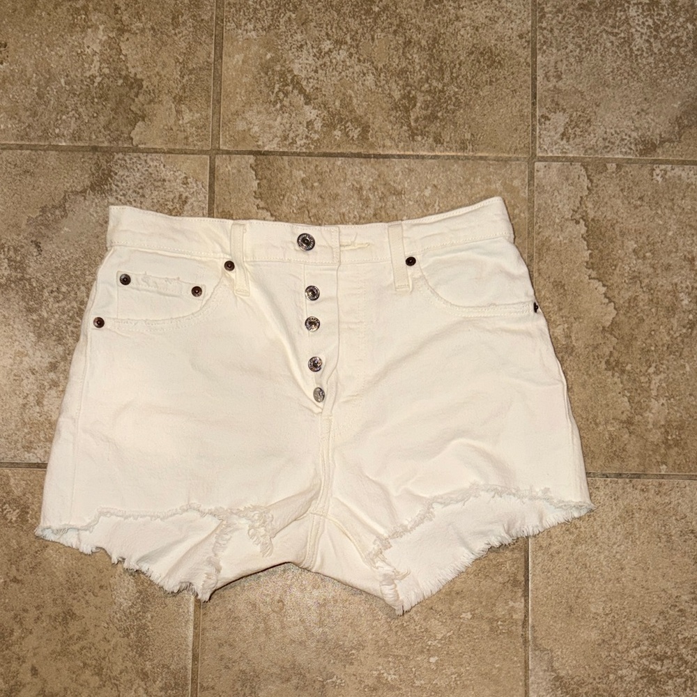 Levi 501 jean shorts - NWOT white